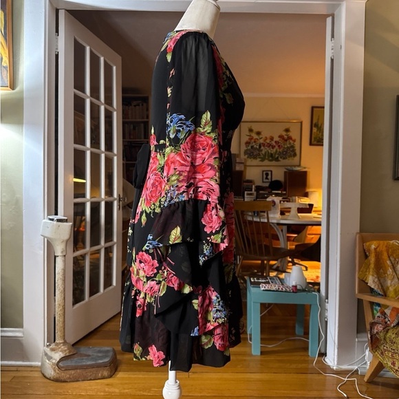 Betsey Johnson Bambi Black Floral Bell Sleeve Sundress - Picture 5 of 7